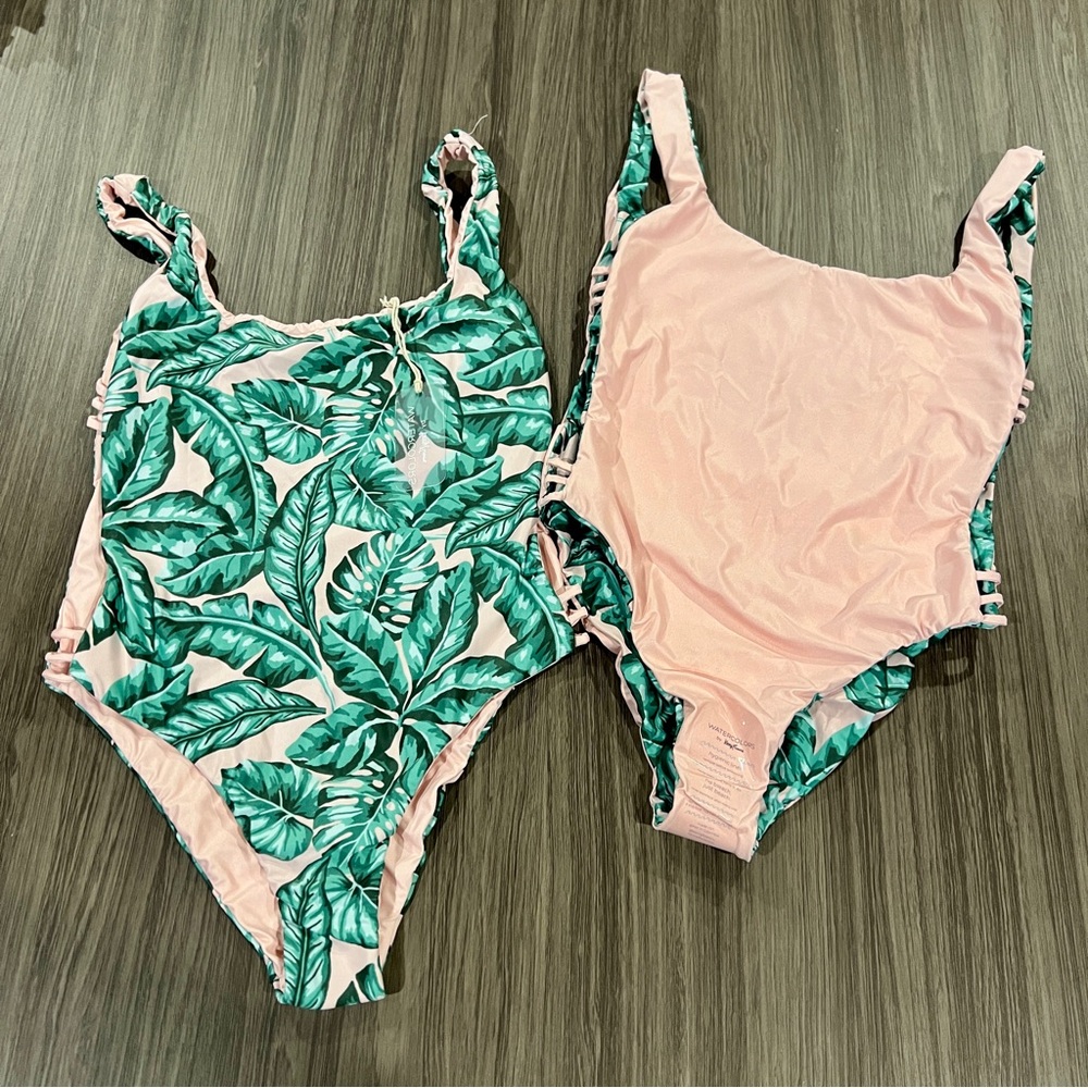 Kenny Flowers Watercolors Beverly Hills Palm Reversible cut out one piece SMALL